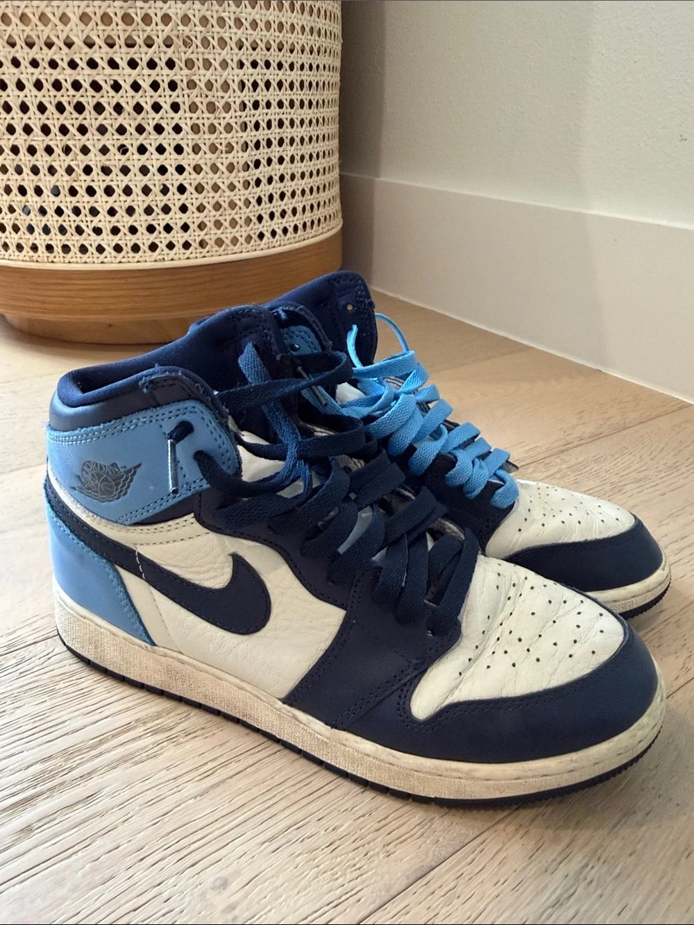 Nike High-Top Sneakers - Navy & Light Blue